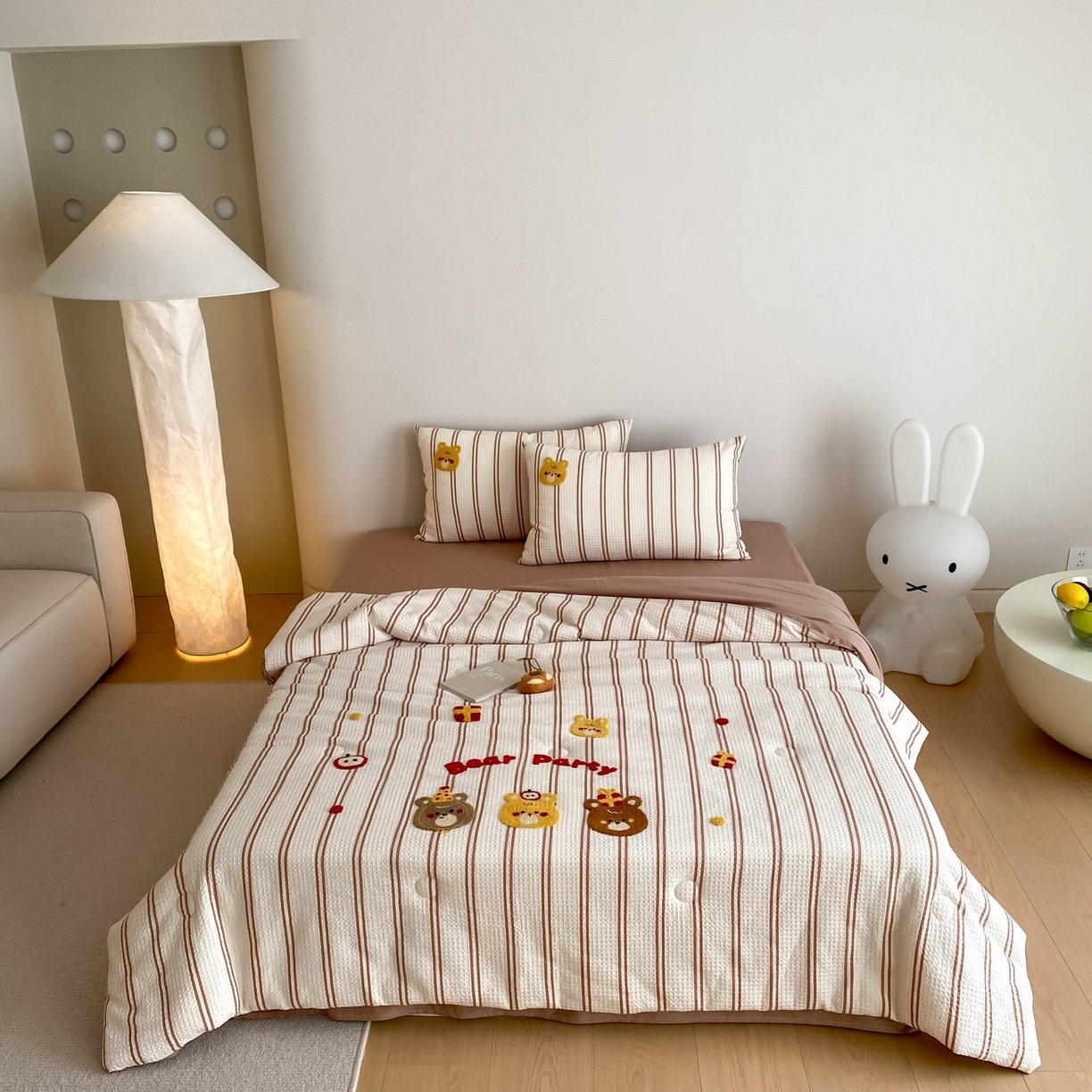 91家纺网 家纺一手货源 找家纺 （总）鸣升家纺 2026新款a类全棉华夫格贴布绣全棉夏被四件套空调被芯夏凉被棉花被