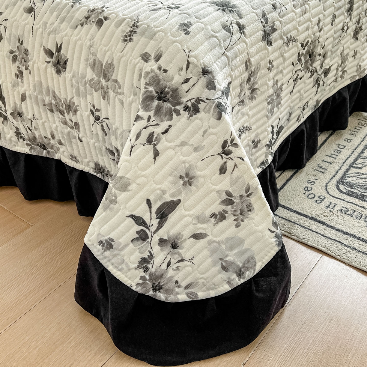 91家纺网 家纺一手货源 找家纺 美梦家纺 2026新款赫本风云感棉床盖四件套 水雾江澜