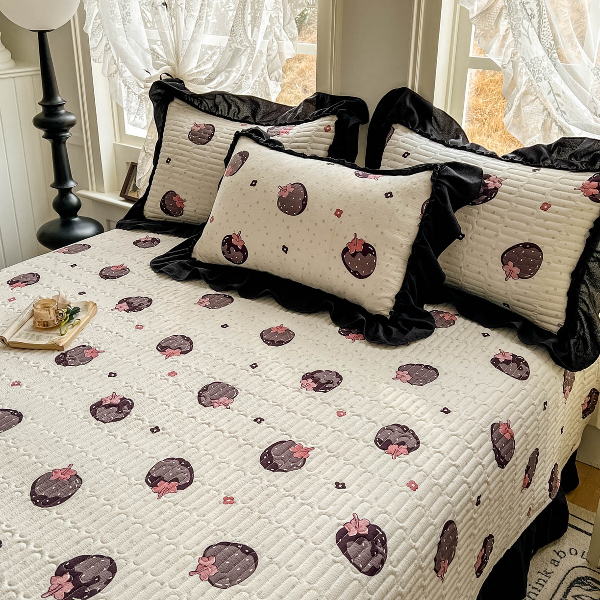 91家纺网 家纺一手货源 找家纺 美梦家纺 2026新款赫本风云感棉床盖四件套 乌梅子酱