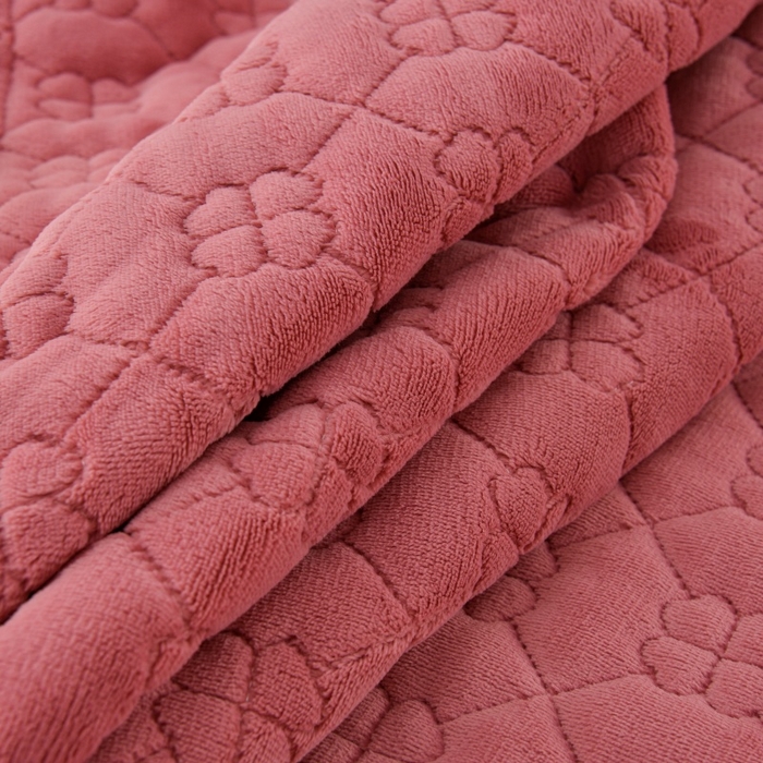 91家纺网 家纺一手货源 找家纺 优家居工厂店 2026新款240克高克重牛奶绒韩版刺绣花牛奶绒夹棉床盖四件套 栀子花-豆沙