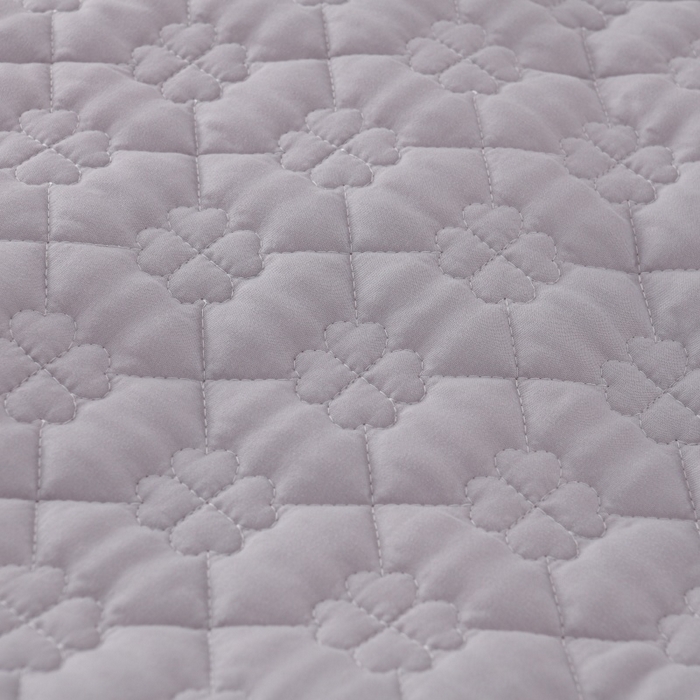 91家纺网 家纺一手货源 找家纺 优家居工厂店 2026新款240克高克重牛奶绒韩版牛奶绒夹棉床盖三件套床裙三件套直播热款-栀子花 栀子花-浅粉