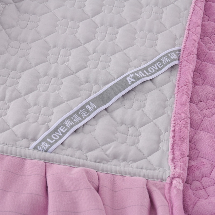 91家纺网 家纺一手货源 找家纺 优家居工厂店 2026新款240克高克重牛奶绒韩版牛奶绒夹棉床盖三件套床裙三件套直播热款-栀子花 栀子花-紫色