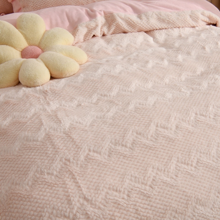 91家纺网 家纺一手货源 找家纺 优家居工厂店 2026新款加厚兔毛绒四件套 水波兔-白粉