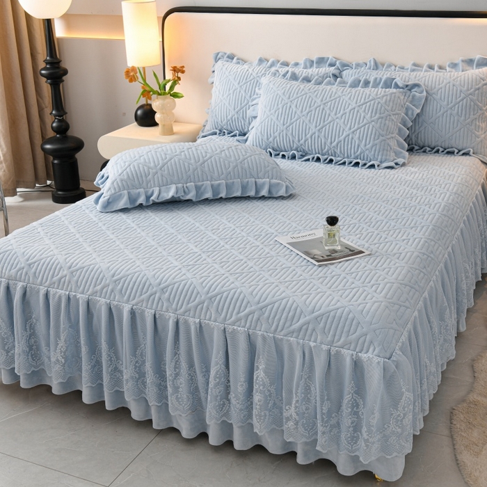 91家纺网 家纺一手货源 找家纺 优家居工厂店 2026新品240克高克重牛奶绒韩版牛奶绒夹棉床裙四件套床裙三件套直播热款-东方韵 东方韵-浅蓝