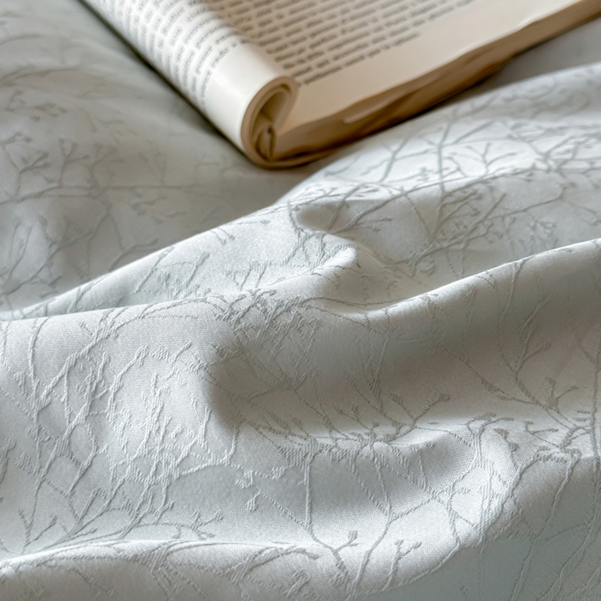 91家纺网 家纺一手货源 找家纺 涵美人家纺 2025新款长绒棉真50双股高支全棉提花四件套纯棉 俪枝129