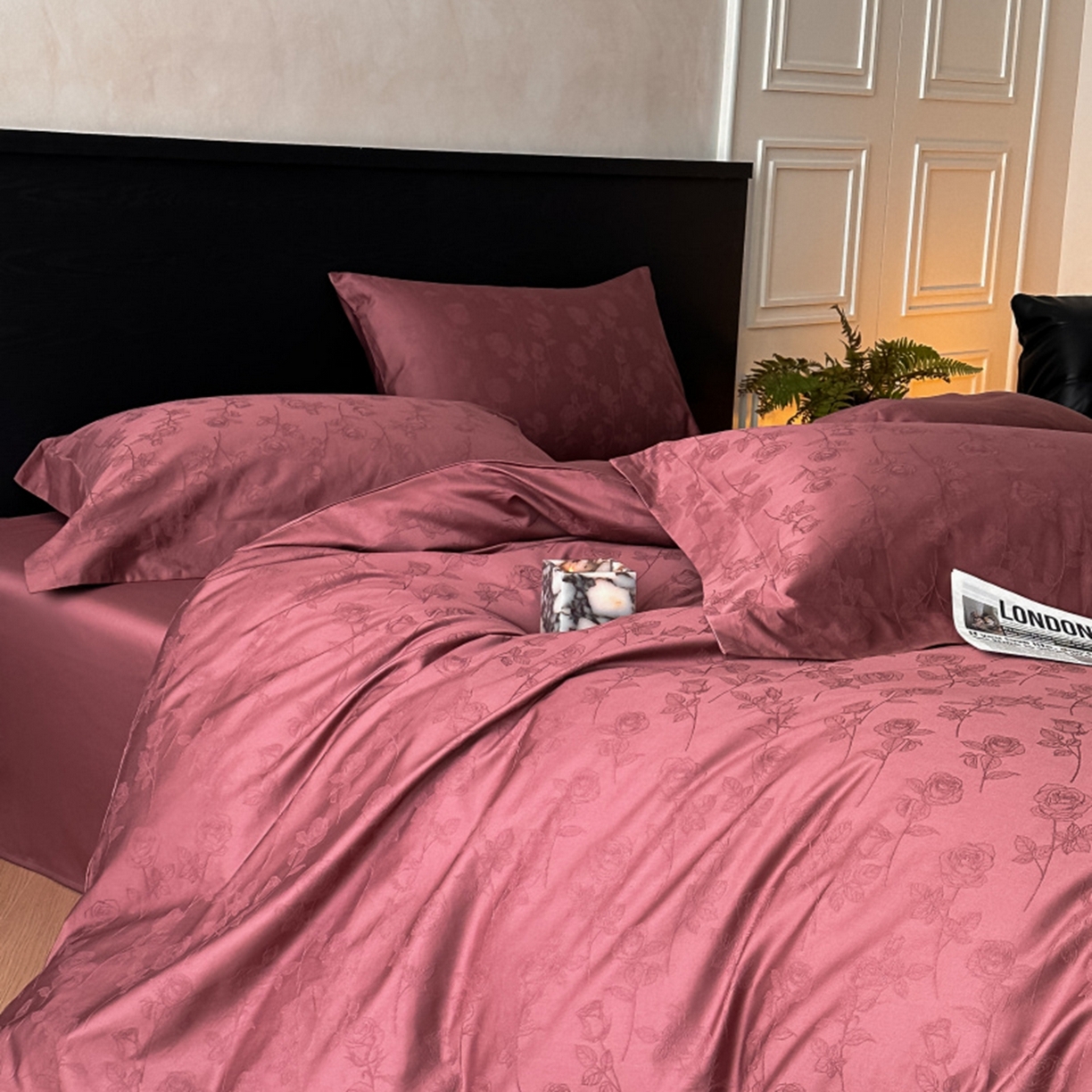 91家纺网 家纺一手货源 找家纺 涵美人家纺 2025新款长绒棉真50双股高支全棉提花四件套纯棉 恬静花开023