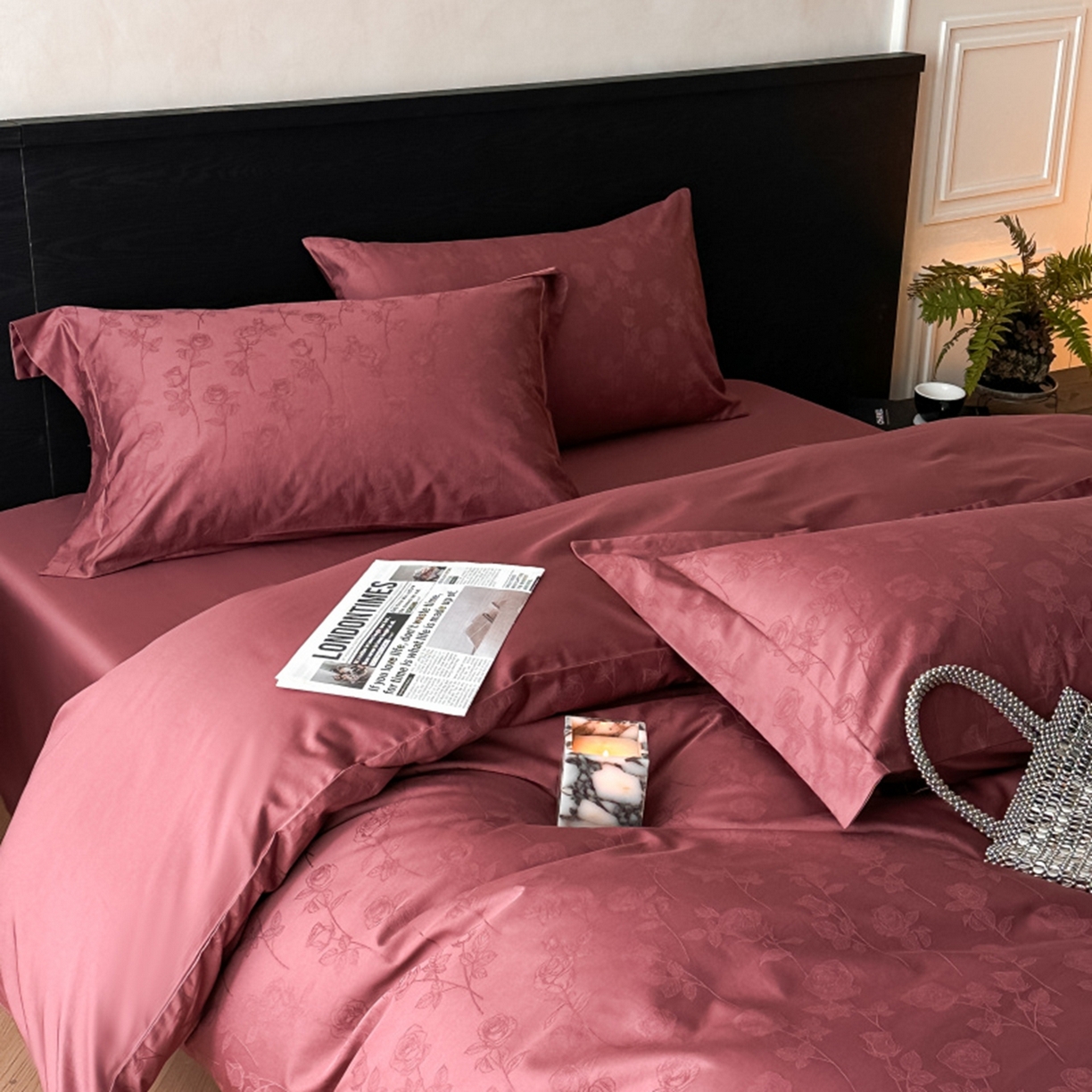 91家纺网 家纺一手货源 找家纺 涵美人家纺 2025新款长绒棉真50双股高支全棉提花四件套纯棉 恬静花开023