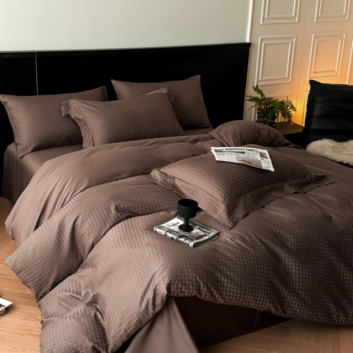 91家纺网 家纺一手货源 找家纺 涵美人家纺 2025新款长绒棉真50双股高支全棉提花四件套纯棉 弦月056