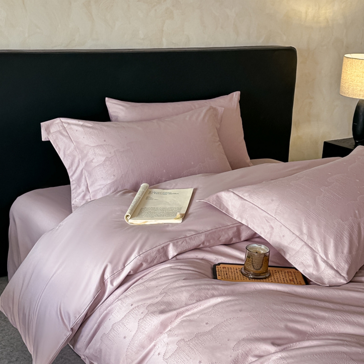 91家纺网 家纺一手货源 找家纺 涵美人家纺 2025新款长绒棉真50双股高支全棉提花四件套纯棉 星雨022