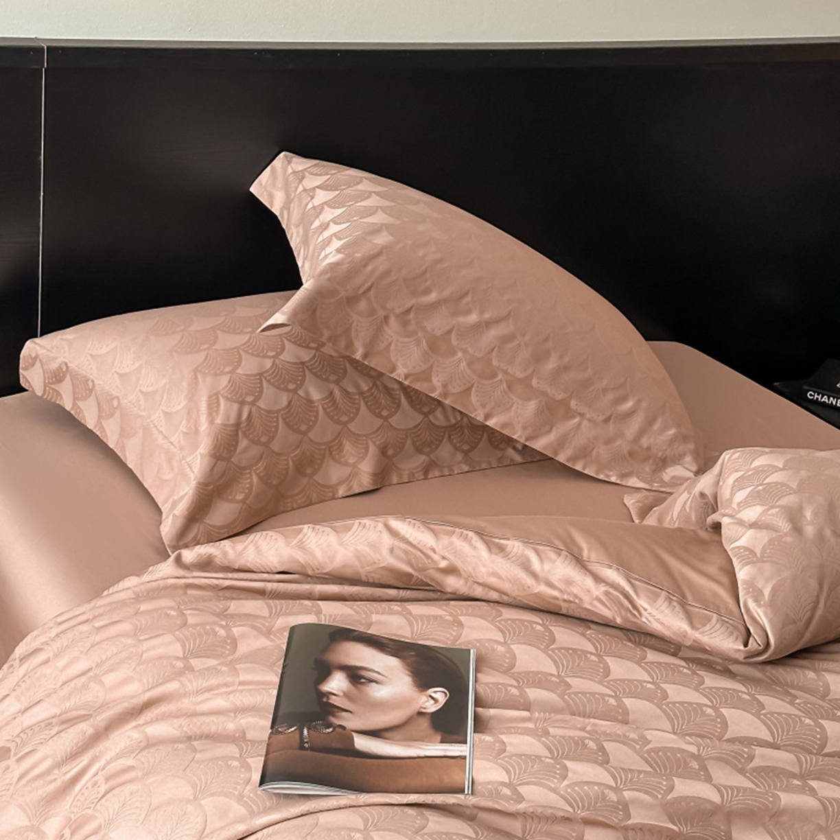 91家纺网 家纺一手货源 找家纺 涵美人家纺 2025新款长绒棉真50双股高支全棉提花四件套纯棉 叶繁039