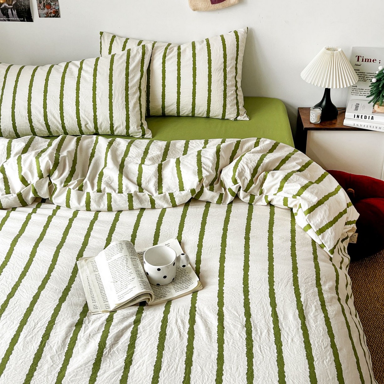 91家纺网 家纺一手货源 找家纺 逸林家纺《原希尔顿逸林》 2026新款春款简约印花古法水洗棉四件套拼色床单款床笠款四件套条纹被套单品四件套 墨染-绿