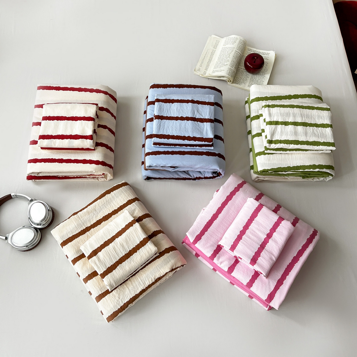 逸林家纺《原希尔顿逸林》 2026新款春款简约印花古法水洗棉四件套拼色床单款床笠款四件套条纹被套单品四件套 组合图（参考）