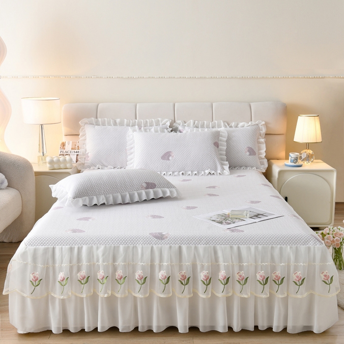 91家纺网 家纺一手货源 找家纺 （总）优家居工厂店 A类2026夏季冰丝席裙款豆豆凉席三件套刺绣花边蕾丝花边床裙可机洗水洗