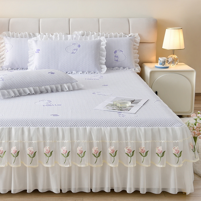 91家纺网 家纺一手货源 找家纺 优家居工厂店 A类2026夏季冰丝席裙款豆豆凉席三件套刺绣花边蕾丝花边床裙可机洗水洗 盛夏-卡皮