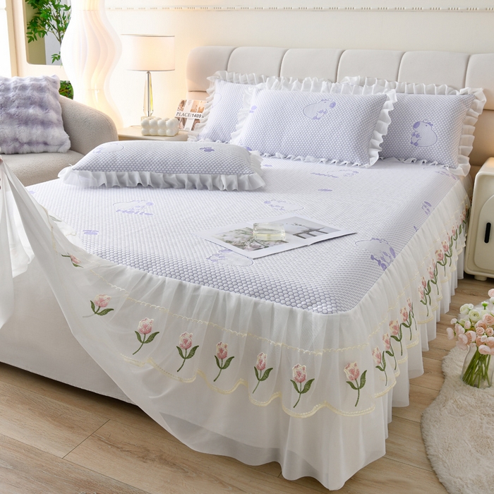 91家纺网 家纺一手货源 找家纺 优家居工厂店 A类2026夏季冰丝席裙款豆豆凉席三件套刺绣花边蕾丝花边床裙可机洗水洗 盛夏-卡皮