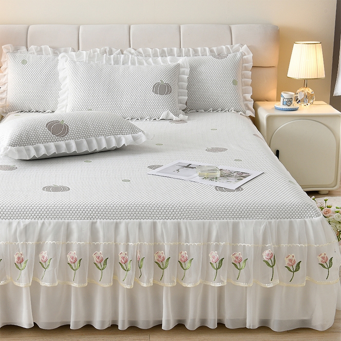 91家纺网 家纺一手货源 找家纺 优家居工厂店 A类2026夏季冰丝席裙款豆豆凉席三件套刺绣花边蕾丝花边床裙可机洗水洗 盛夏-南瓜黄