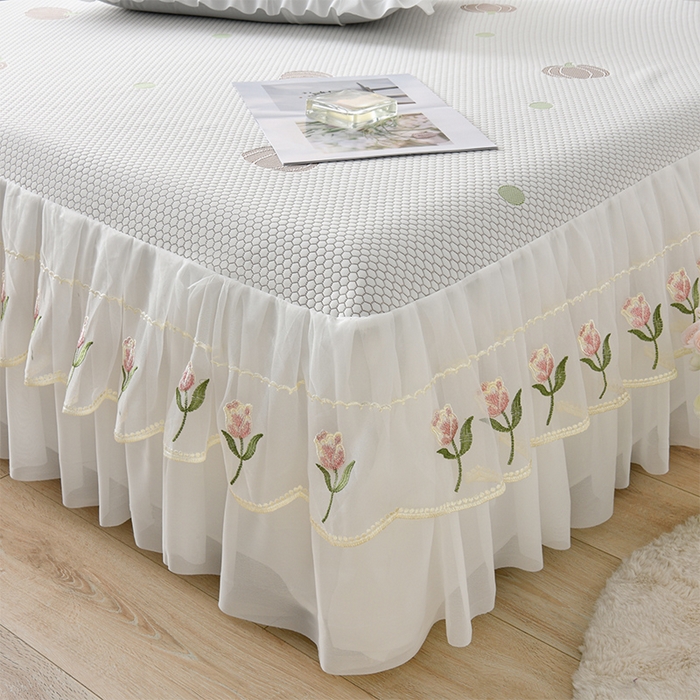 91家纺网 家纺一手货源 找家纺 优家居工厂店 A类2026夏季冰丝席裙款豆豆凉席三件套刺绣花边蕾丝花边床裙可机洗水洗 盛夏-南瓜黄