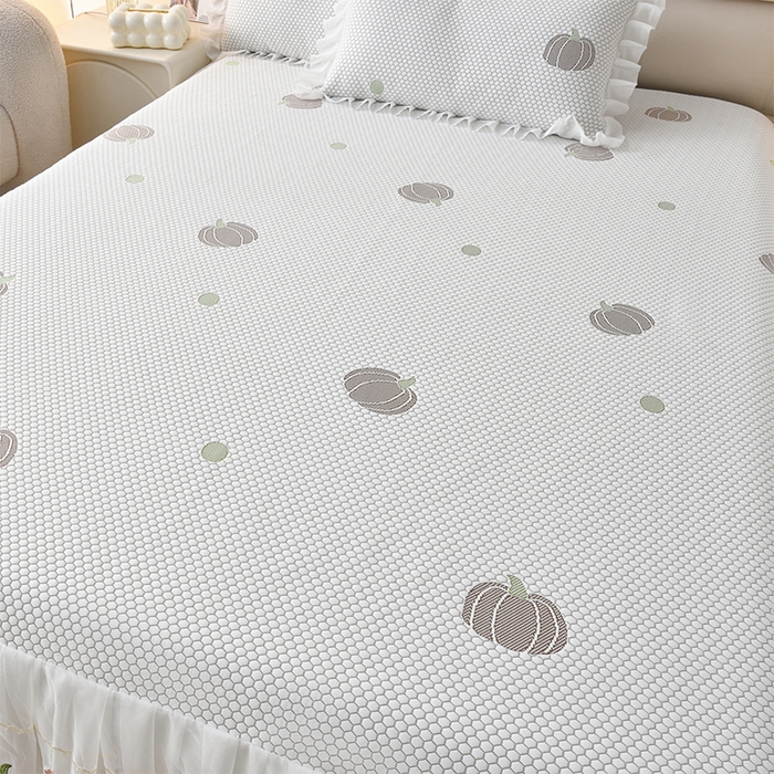 91家纺网 家纺一手货源 找家纺 优家居工厂店 A类2026夏季冰丝席裙款豆豆凉席三件套刺绣花边蕾丝花边床裙可机洗水洗 盛夏-南瓜黄