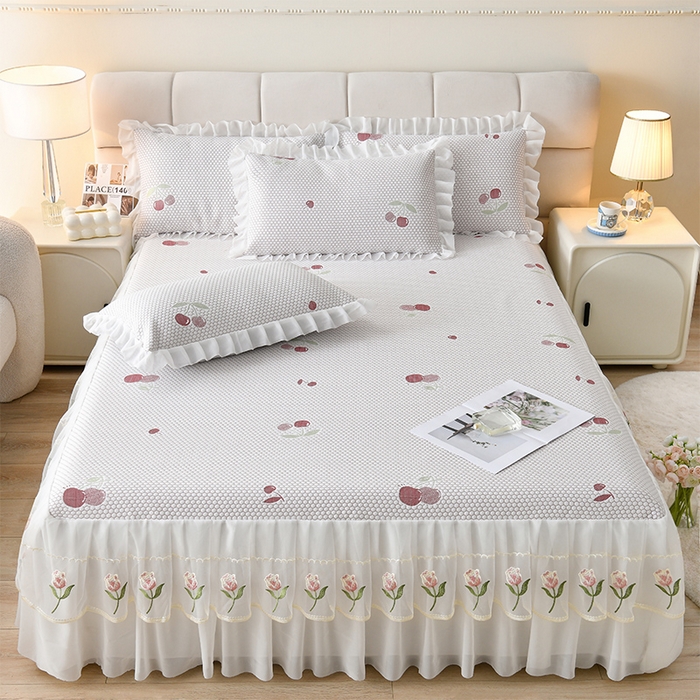 91家纺网 家纺一手货源 找家纺 优家居工厂店 A类2026夏季冰丝席裙款豆豆凉席三件套刺绣花边蕾丝花边床裙可机洗水洗 盛夏-樱桃