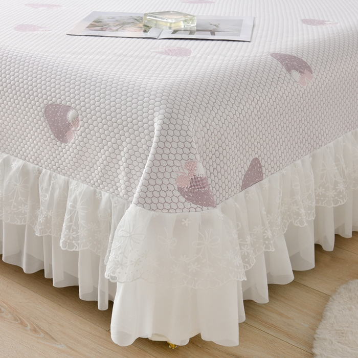 91家纺网 家纺一手货源 找家纺 （总）优家居工厂店 A类2026新款凉感豆豆提花凉席床裙款床盖三件套高档蕾丝花边可机洗水洗