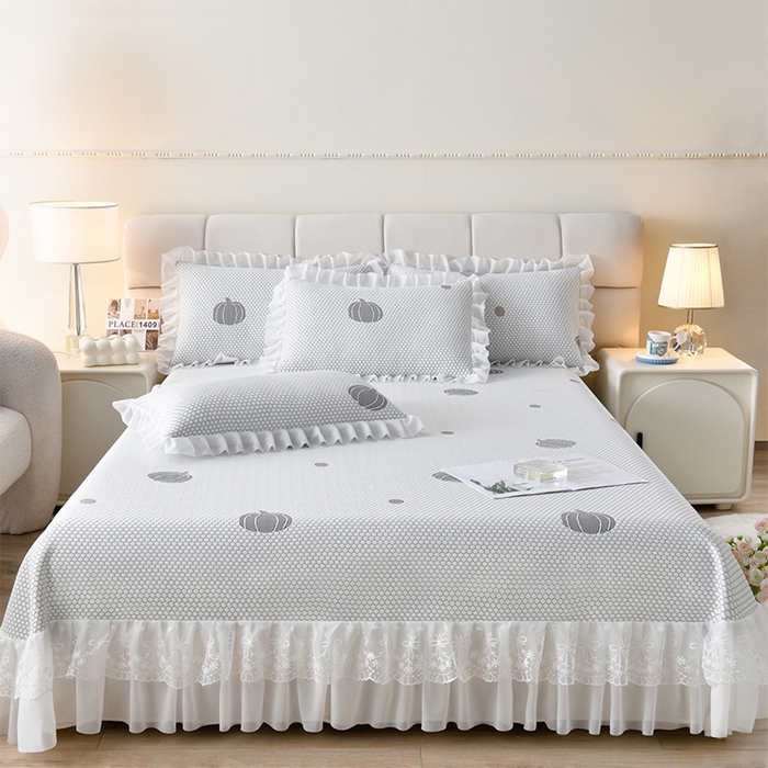 91家纺网 家纺一手货源 找家纺 优家居工厂店 A类2026新款凉感豆豆提花凉席床裙款床盖三件套高档蕾丝花边可机洗水洗 盛夏-南瓜青