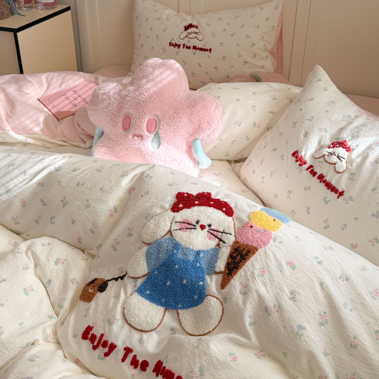 91家纺网 家纺一手货源 找家纺 （总）美乐迪家纺 2026新款云感双层纱毛巾绣四件套（会员-2）