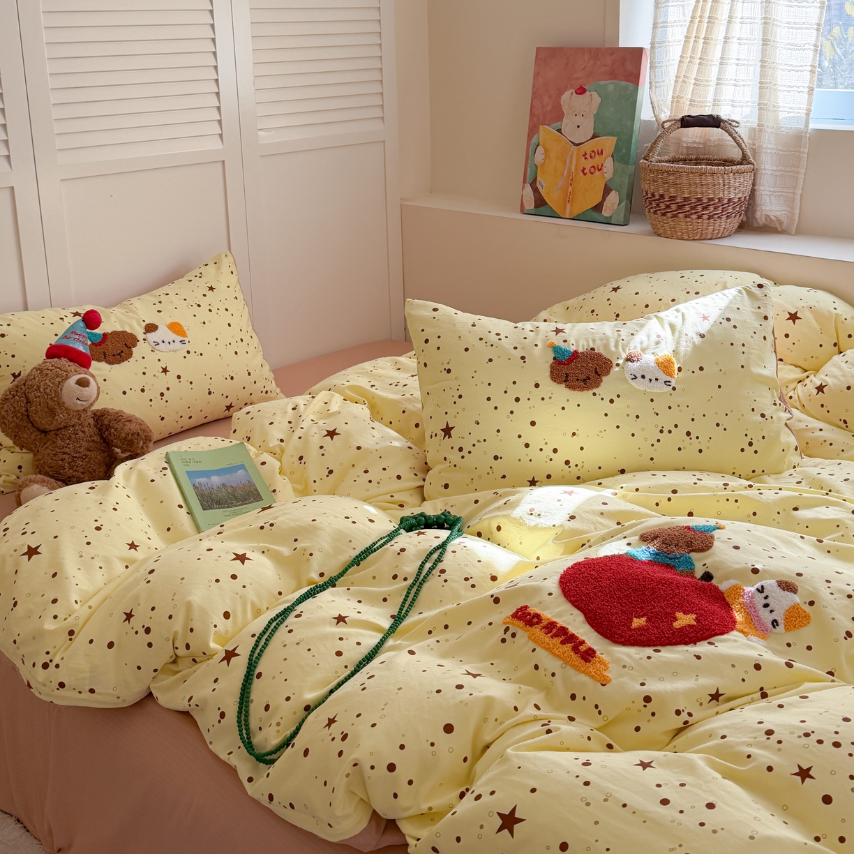 91家纺网 家纺一手货源 找家纺 美乐迪家纺 2026新款云感双层纱毛巾绣四件套（会员-2） 苹果伙伴