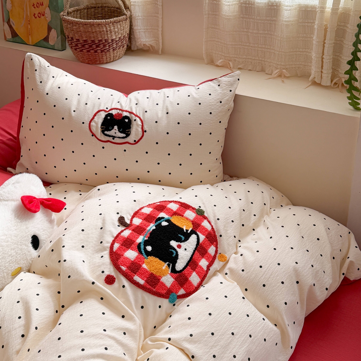 91家纺网 家纺一手货源 找家纺 美乐迪家纺 2026新款云感双层纱毛巾绣四件套（会员-2） 苹果猫