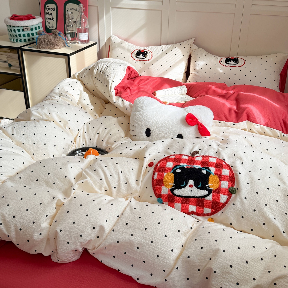 91家纺网 家纺一手货源 找家纺 美乐迪家纺 2026新款云感双层纱毛巾绣四件套（会员-2） 苹果猫