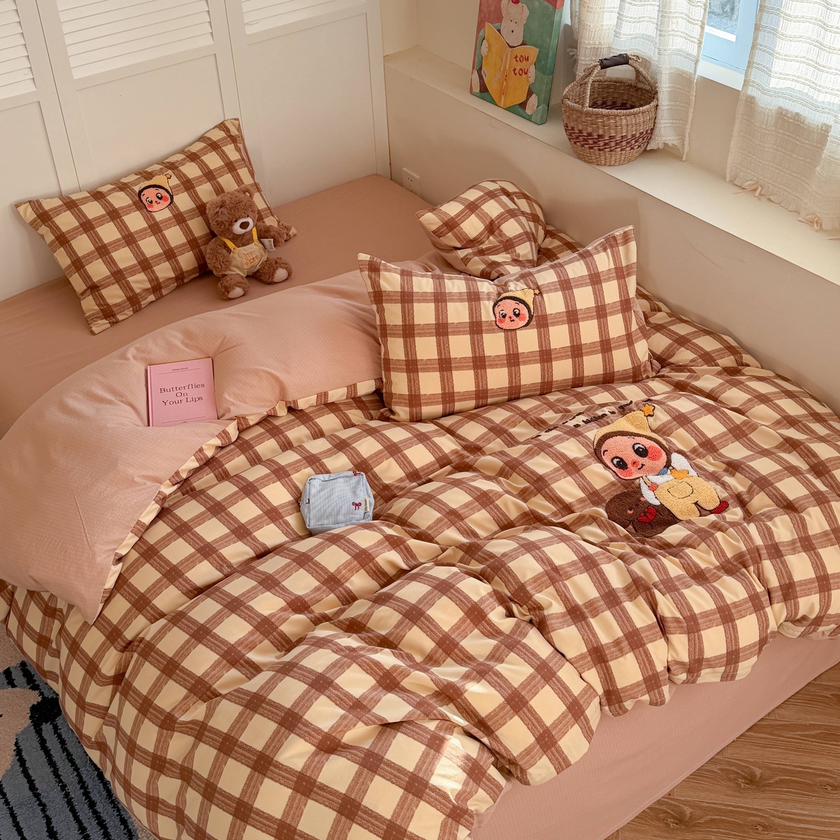 91家纺网 家纺一手货源 找家纺 美乐迪家纺 2026新款云感双层纱毛巾绣四件套（会员-2） 小星人