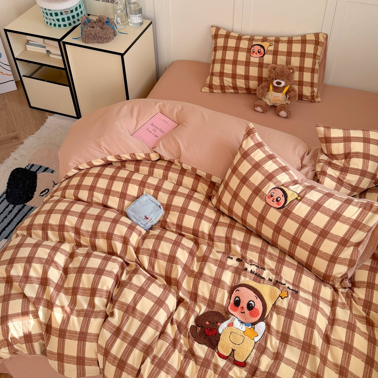 91家纺网 家纺一手货源 找家纺 美乐迪家纺 2026新款云感双层纱毛巾绣四件套（会员-2） 小星人