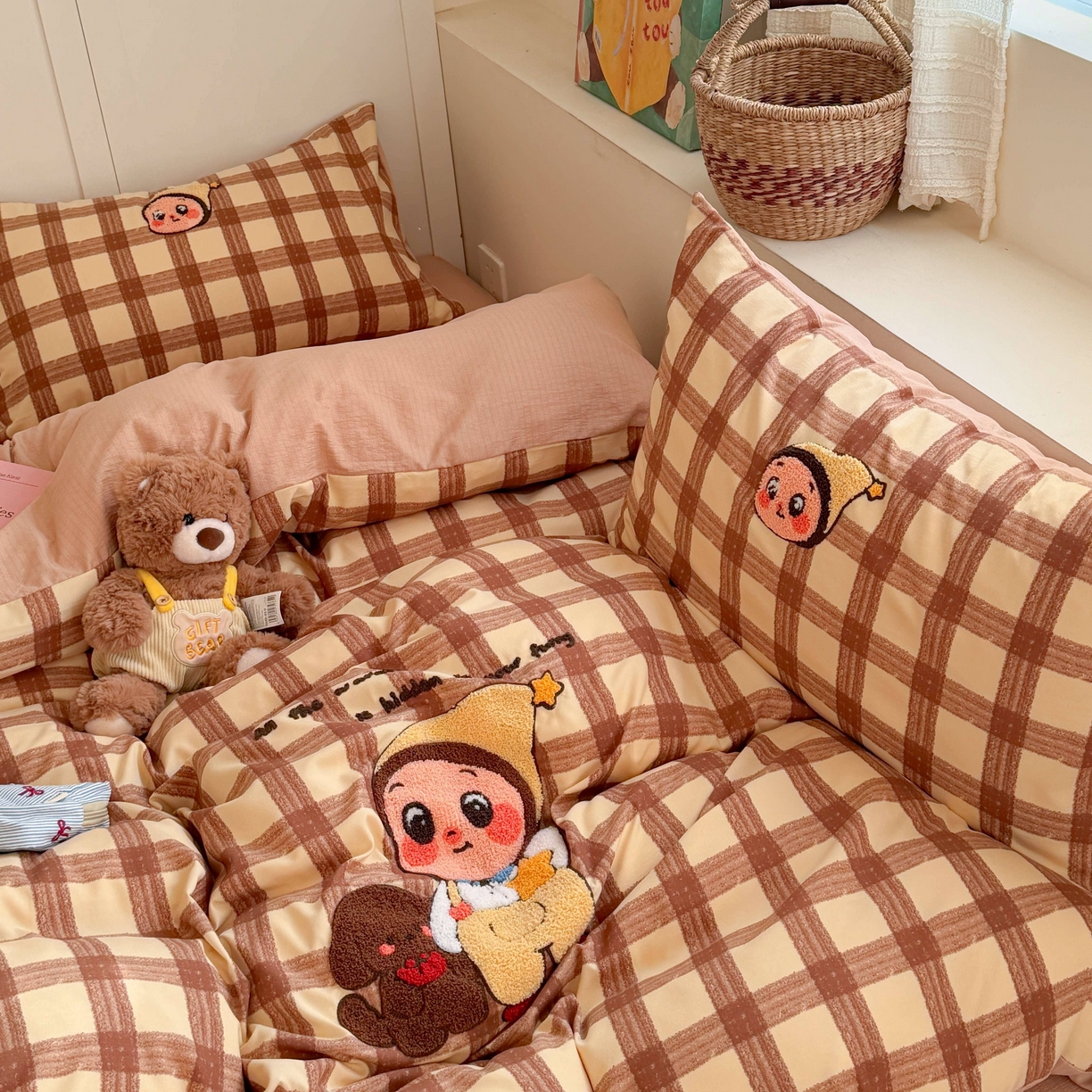 91家纺网 家纺一手货源 找家纺 美乐迪家纺 2026新款云感双层纱毛巾绣四件套（会员-2） 小星人