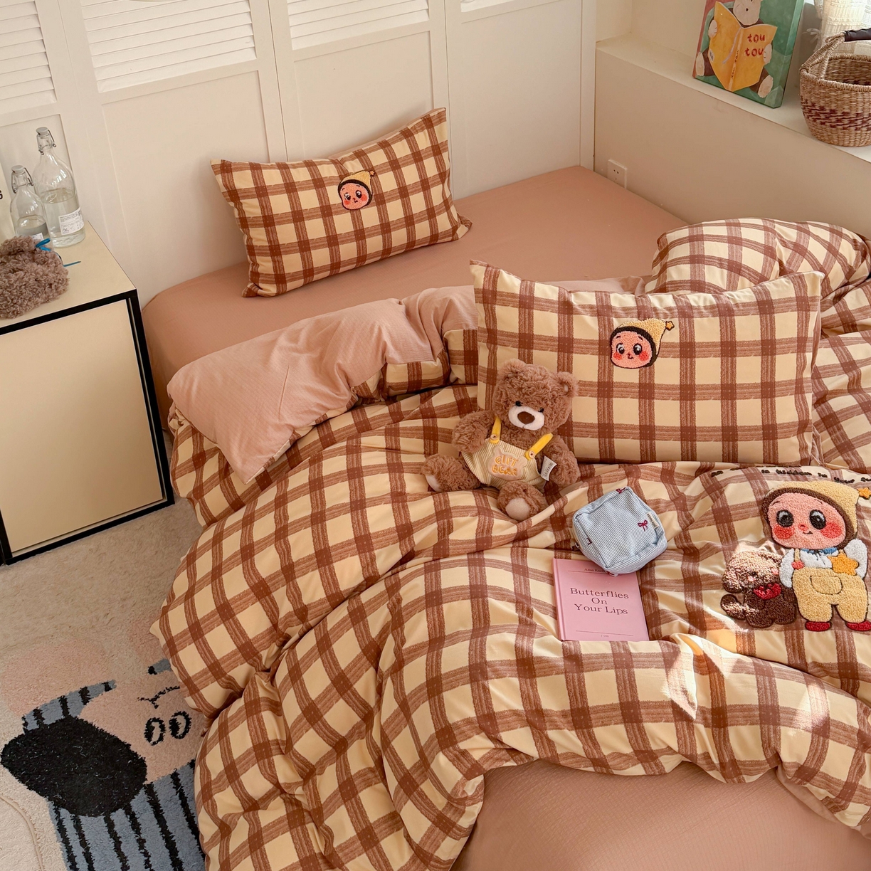 91家纺网 家纺一手货源 找家纺 美乐迪家纺 2026新款云感双层纱毛巾绣四件套（会员-2） 小星人