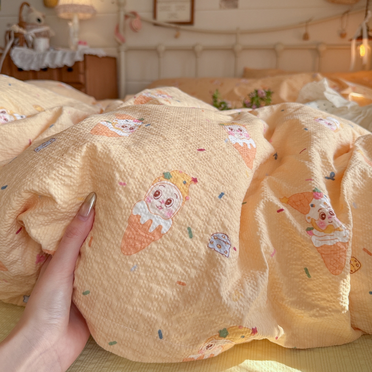 91家纺网 家纺一手货源 找家纺 （总）初念 2026新款A类高品质110克超柔泡芙纱四件套