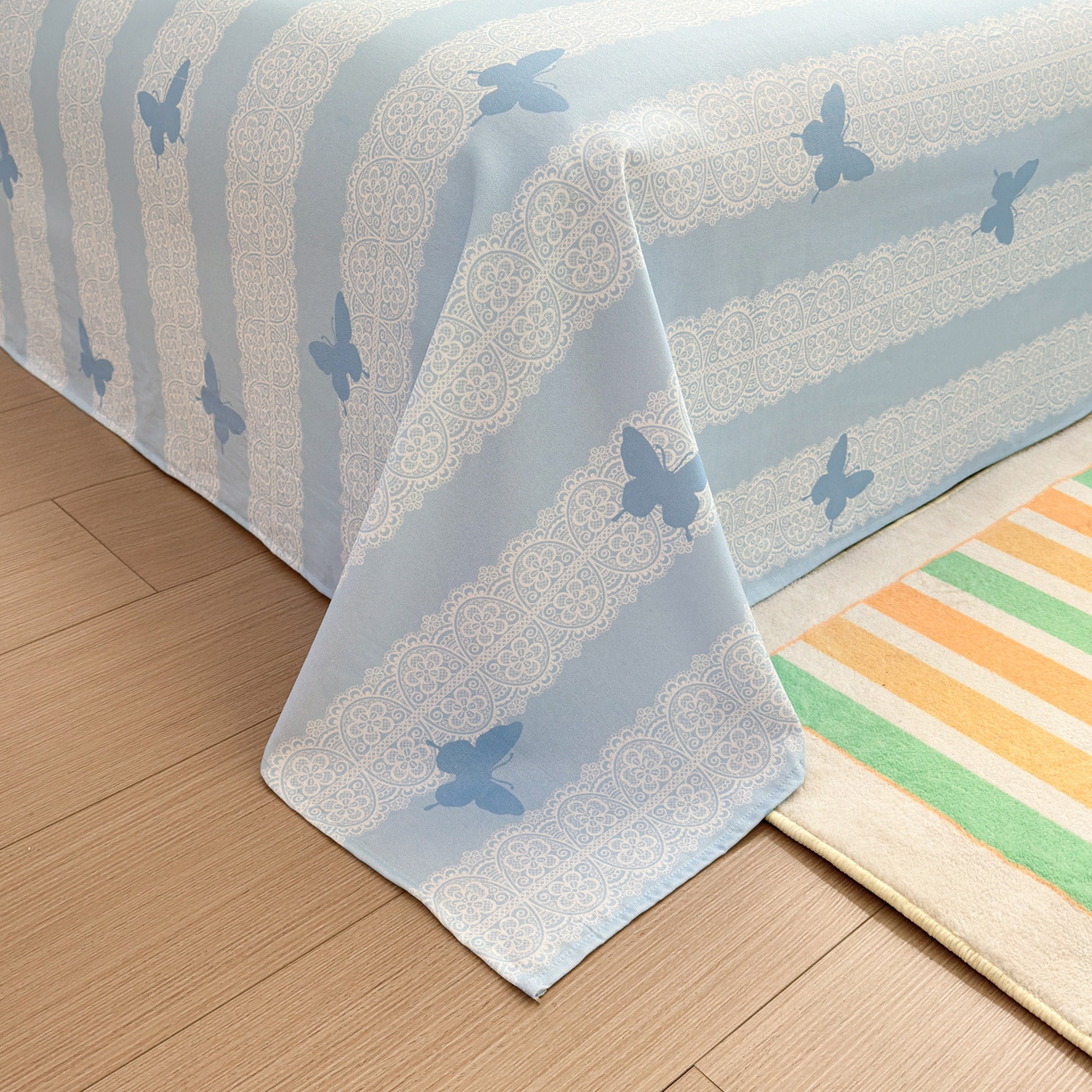 91家纺网 家纺一手货源 找家纺 女子家纺 2026新款全棉老粗布床单 蝶恋花