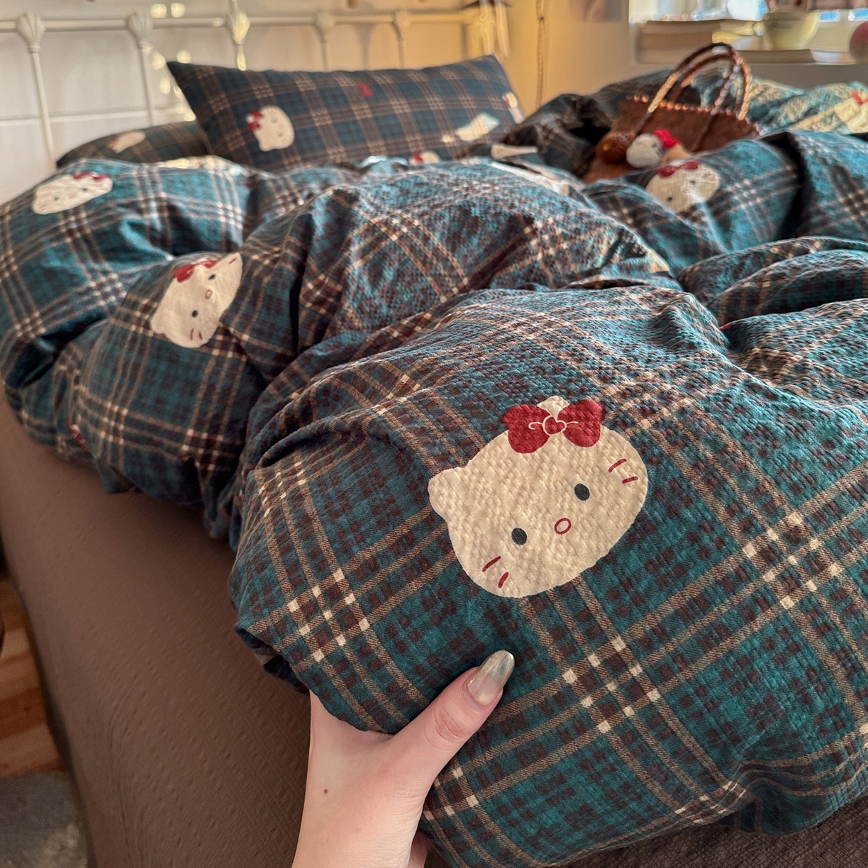 初念 2026新款A类高品质110克超柔泡芙纱四件套 绿格小猫