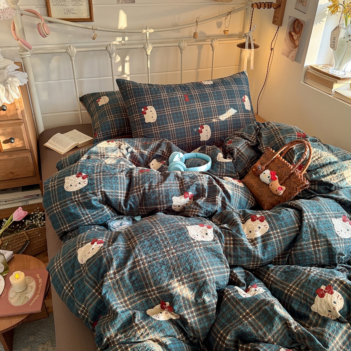 91家纺网 家纺一手货源 找家纺 初念 2026新款A类高品质110克超柔泡芙纱四件套 绿格小猫