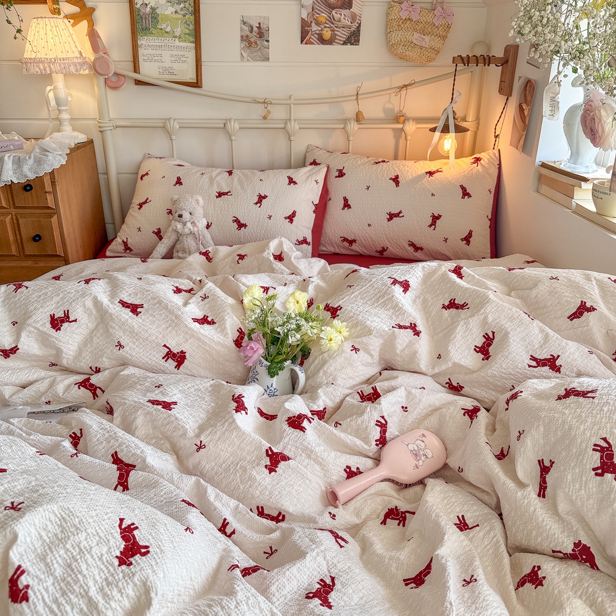 91家纺网 家纺一手货源 找家纺 初念 2026新款A类高品质110克超柔泡芙纱四件套 马上有钱