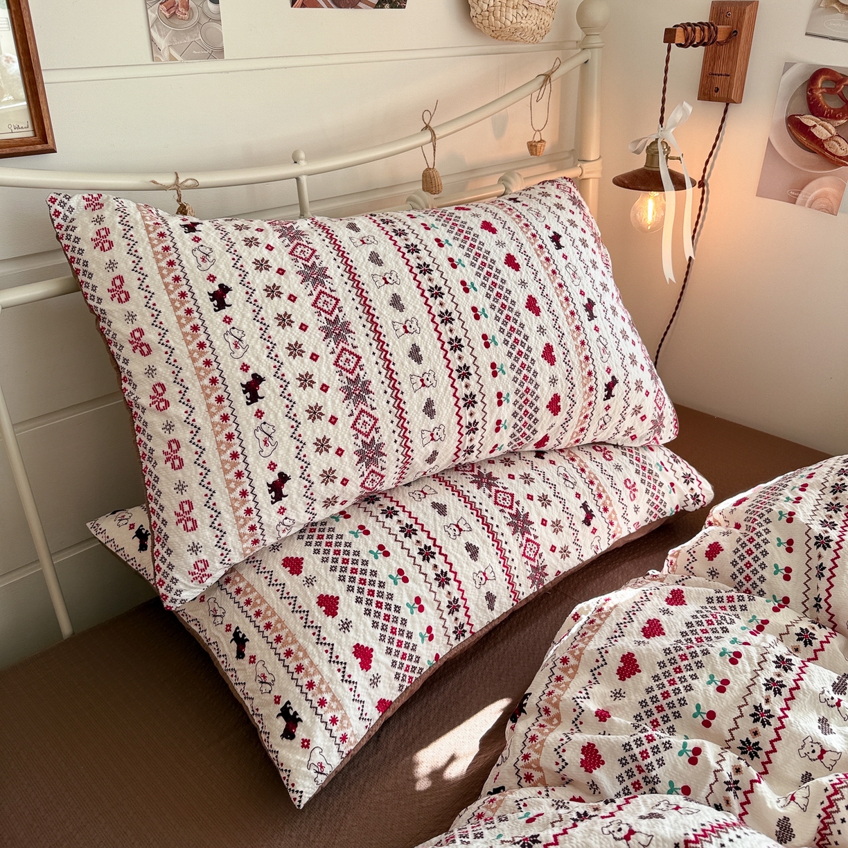 91家纺网 家纺一手货源 找家纺 初念 2026新款A类高品质110克超柔泡芙纱四件套 萌物条条