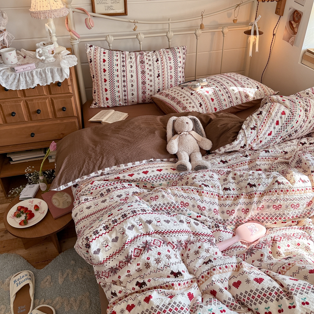 91家纺网 家纺一手货源 找家纺 初念 2026新款A类高品质110克超柔泡芙纱四件套 萌物条条