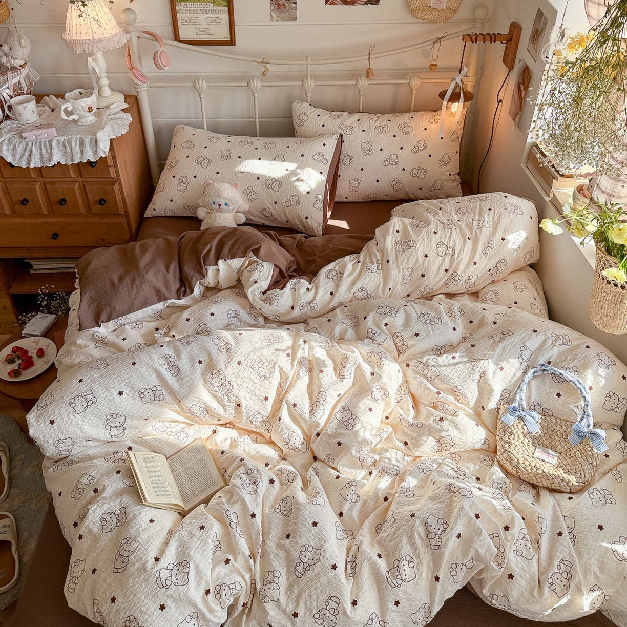 91家纺网 家纺一手货源 找家纺 初念 2026新款A类高品质110克超柔泡芙纱四件套 描线小猫