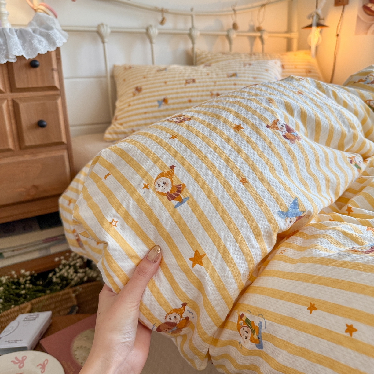 91家纺网 家纺一手货源 找家纺 初念 2026新款A类高品质110克超柔泡芙纱四件套 魔法星星