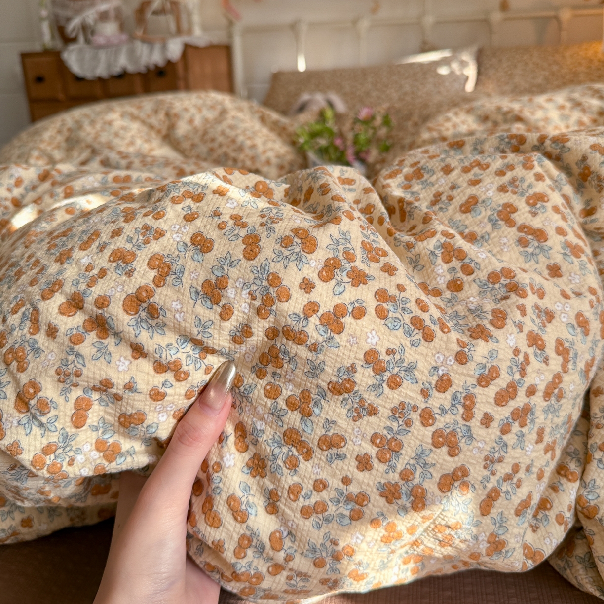 91家纺网 家纺一手货源 找家纺 初念 2026新款A类高品质110克超柔泡芙纱四件套 暖橘枝