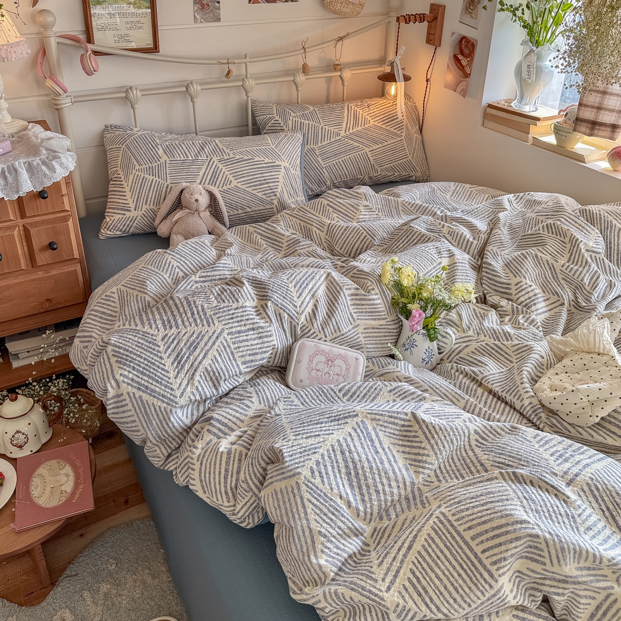 91家纺网 家纺一手货源 找家纺 初念 2026新款A类高品质110克超柔泡芙纱四件套 浅川纹