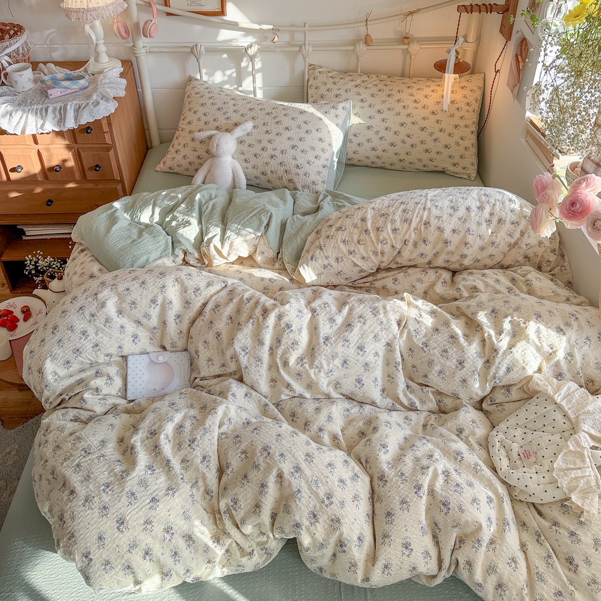 91家纺网 家纺一手货源 找家纺 初念 2026新款A类高品质110克超柔泡芙纱四件套 柔花