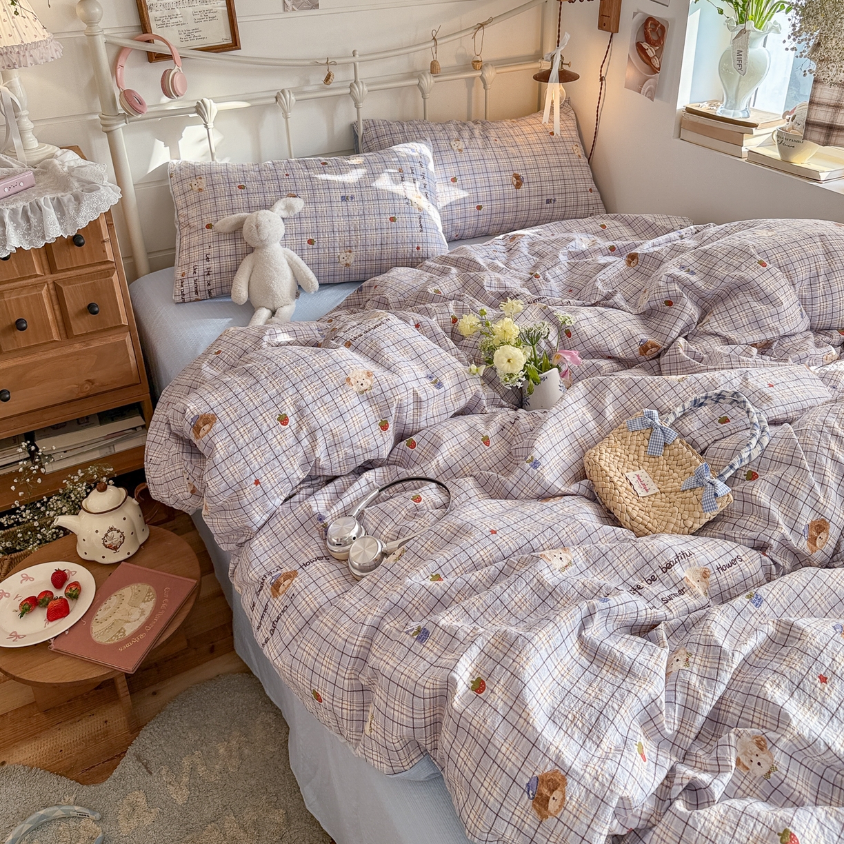 91家纺网 家纺一手货源 找家纺 初念 2026新款A类高品质110克超柔泡芙纱四件套 四季狗