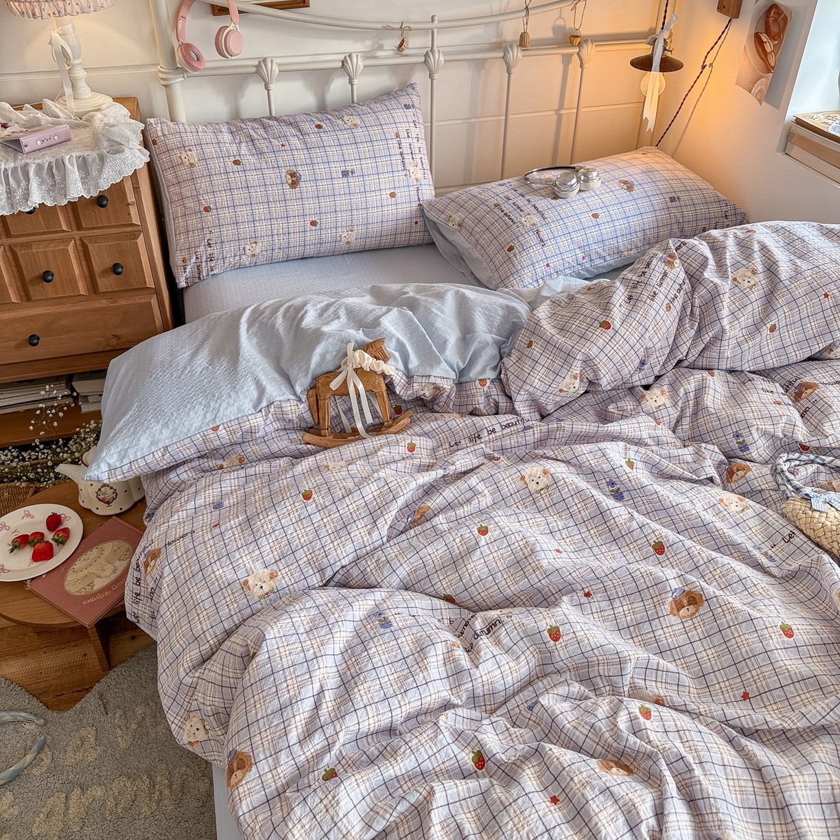 91家纺网 家纺一手货源 找家纺 初念 2026新款A类高品质110克超柔泡芙纱四件套 四季狗