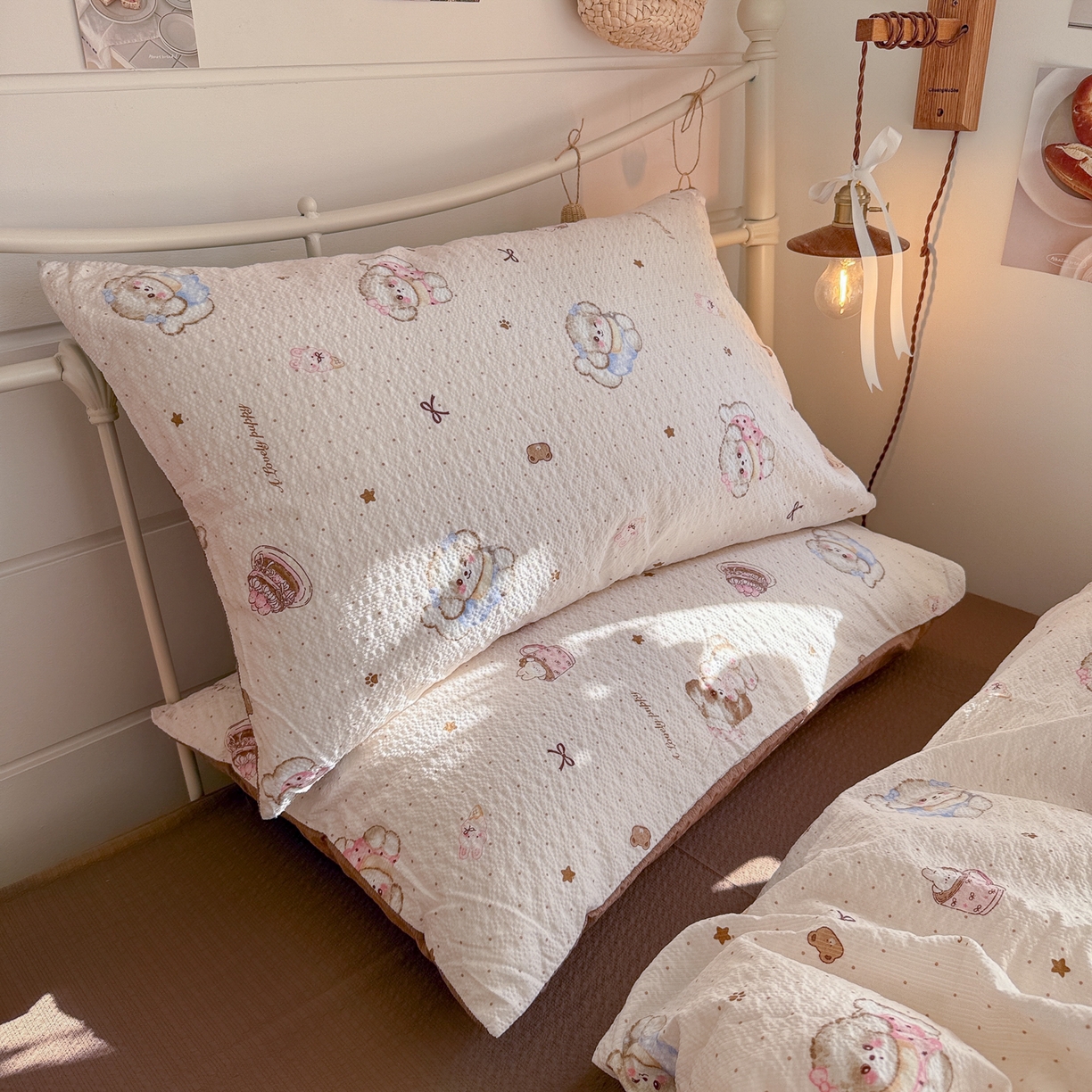 91家纺网 家纺一手货源 找家纺 初念 2026新款A类高品质110克超柔泡芙纱四件套 甜品萌狗