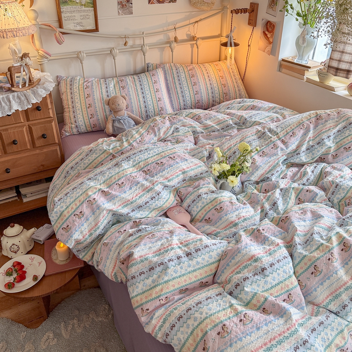 91家纺网 家纺一手货源 找家纺 初念 2026新款A类高品质110克超柔泡芙纱四件套 甜心木马卷