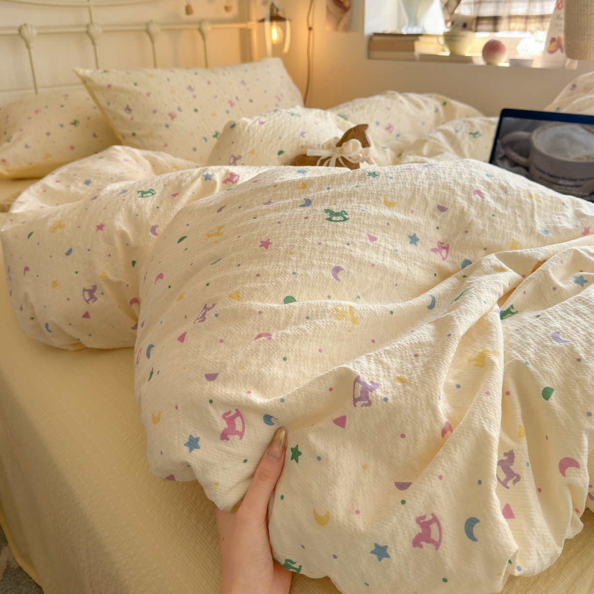 初念 2026新款A类高品质110克超柔泡芙纱四件套 摇摇木马